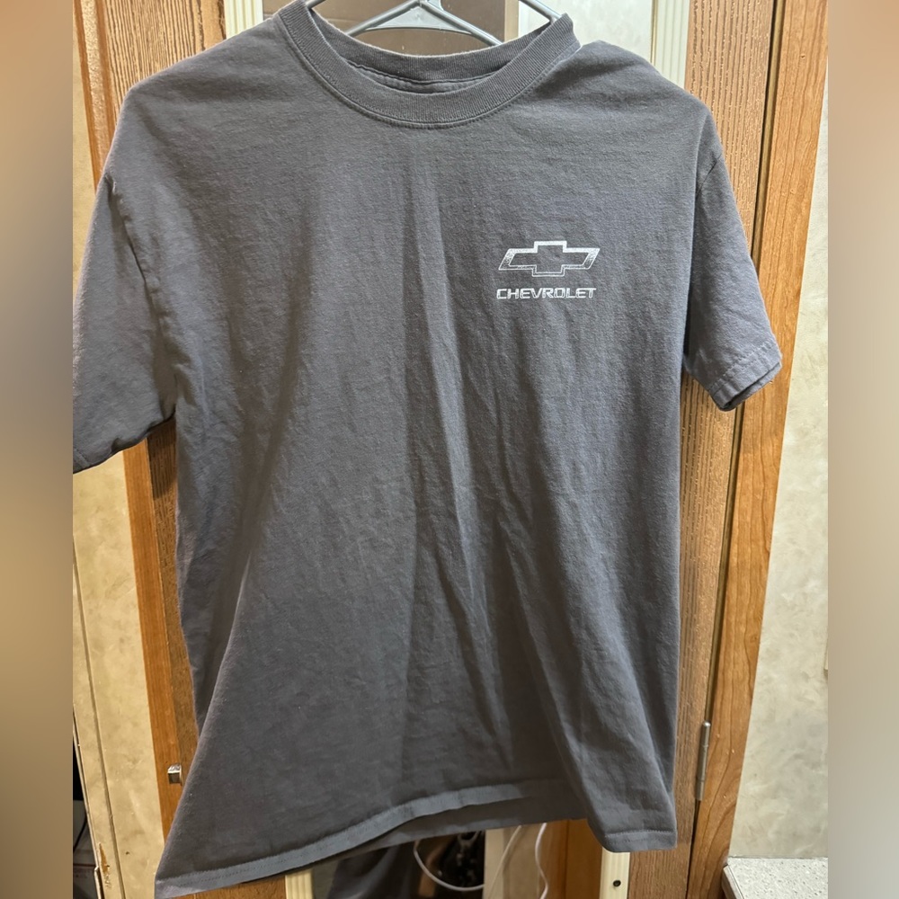 BNWOT! Mens Chevy tee